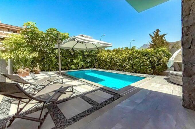 Luxury Villa Tropical Private Heated Pool Los Cristianos  Exterior photo